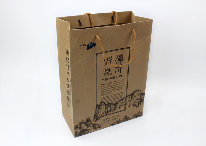 這樣原汁原味土特產(chǎn)禮品盒+手提袋套裝你也想要嗎？快來長沙印刷廠日大彩印定制！